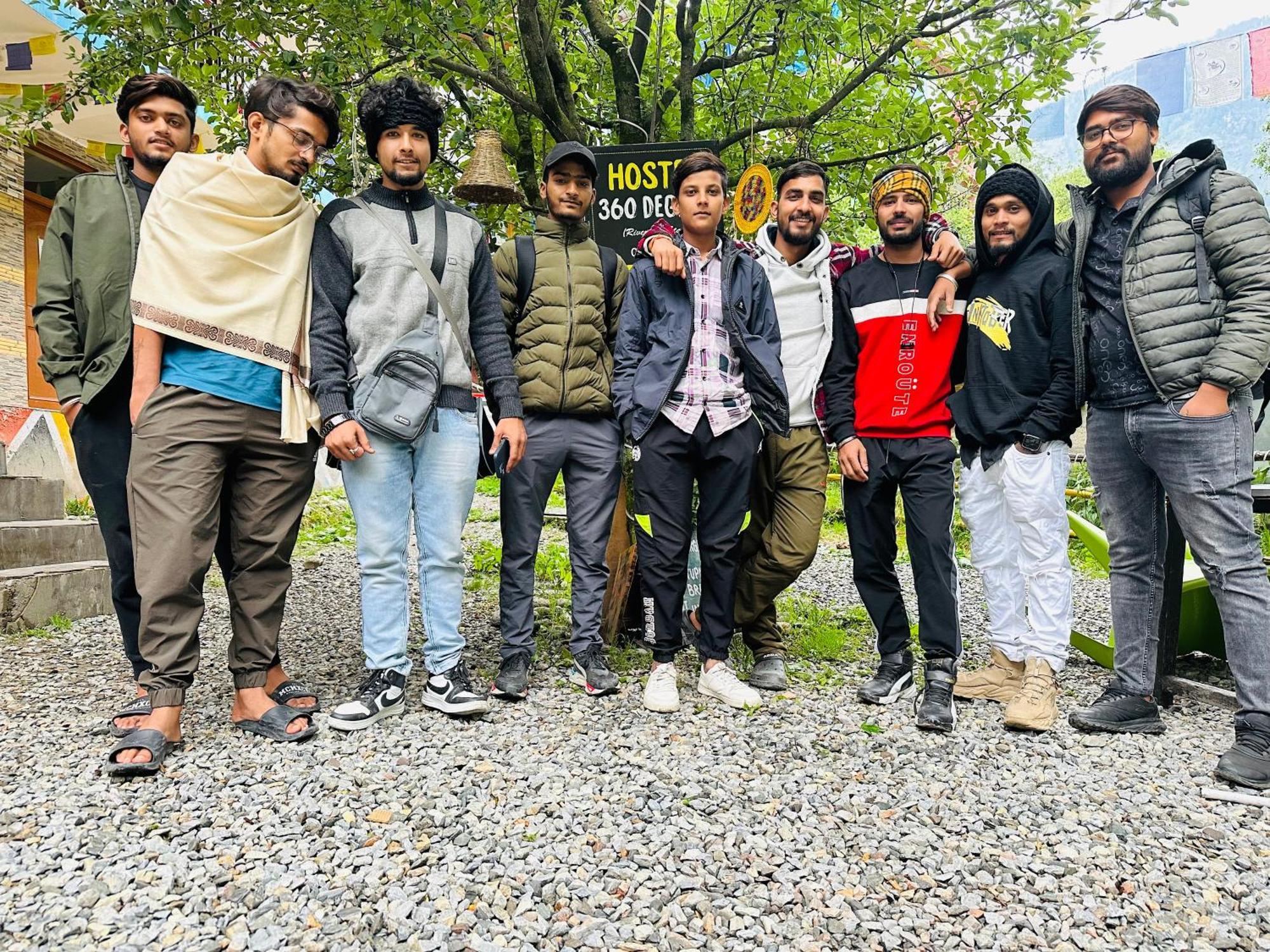 Hostel 360 Degree, Jibhi Dış mekan fotoğraf